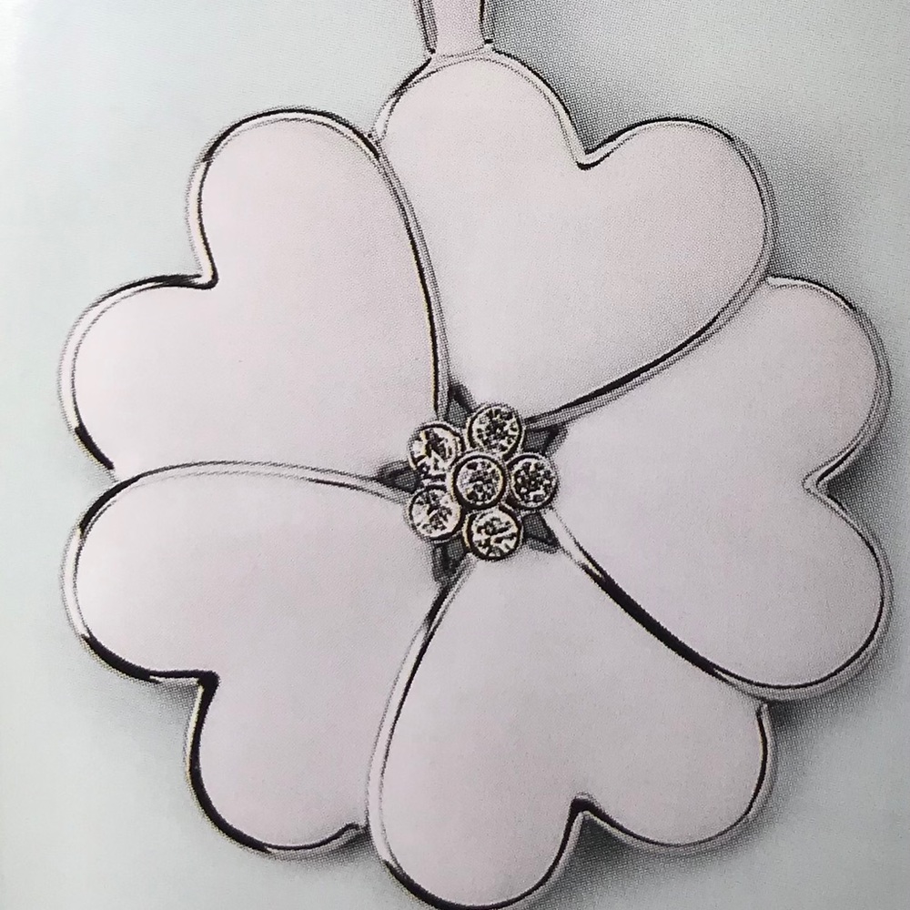 Whimsy Enamel Flower Statement Cream Heart Pedals Pendant Crystal Choke Necklace - Picture 4 of 16